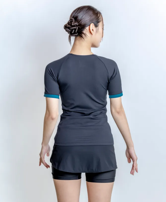 ストレートスタイル ブラック 背面